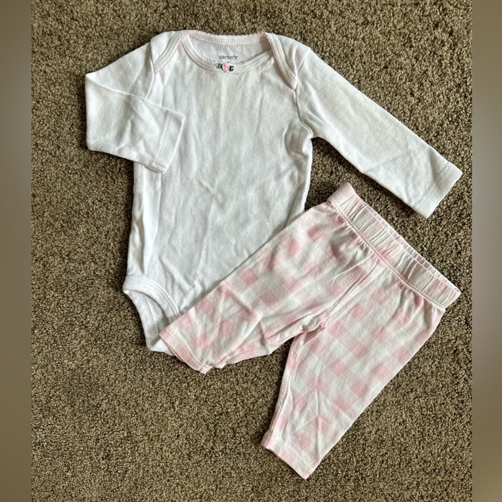 Nordstroms Plaid Bottoms, Carter’s Vintage Style Top, 3 Months Baby Girl